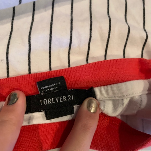 This is a white striped shirt with a red collar from forever 21 in a size medium - Picture 4 of 6